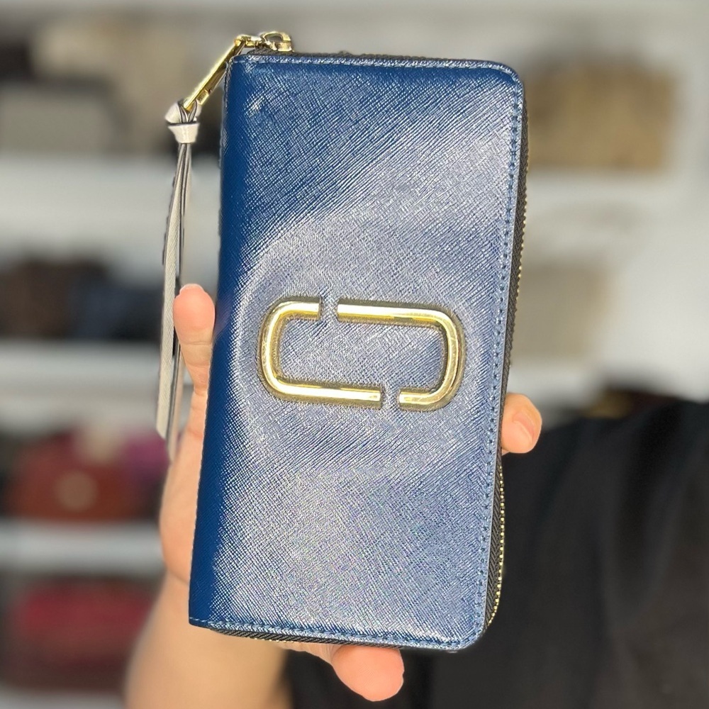 MARC JACOBS LONG ZIP WALLET